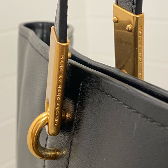 MARC JACOBS Pike Place Black Leather Tote Bag - Picture 5 of 11